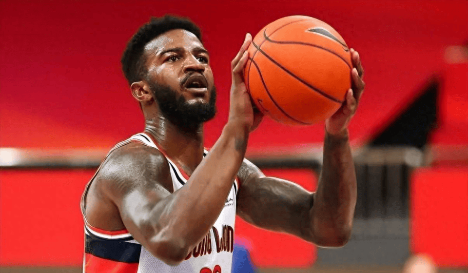 52分悍将打服杜锋3换1报价加盟接班威姆斯朱芳雨爱将离队