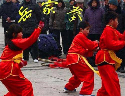 原创岳飞后人如今何在子孙定居此地已传了33代至今不忘岳家拳法