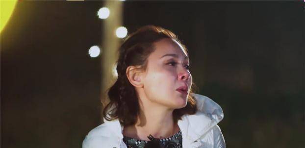 虽然娜姐的事业看似要比张杰好很多,不过在现实生活中,其实谢娜是完全