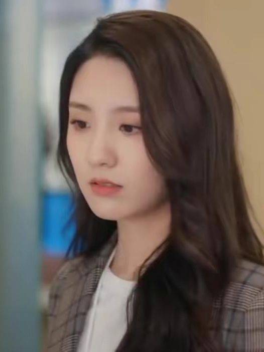 张伊君:魅力无限,演技不凡_表演_电视剧_角色