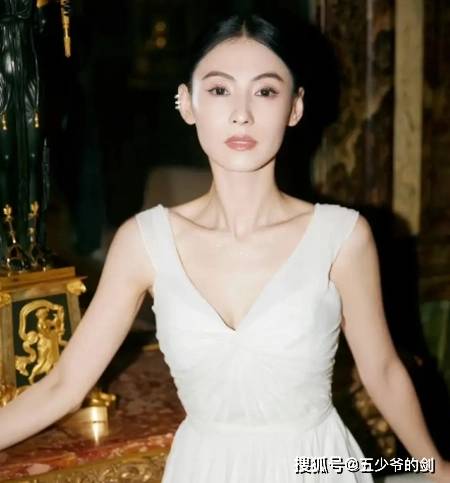 原创张柏芝嫁入豪门港媒曝张柏芝孙东海领证确认其是三儿子的生父