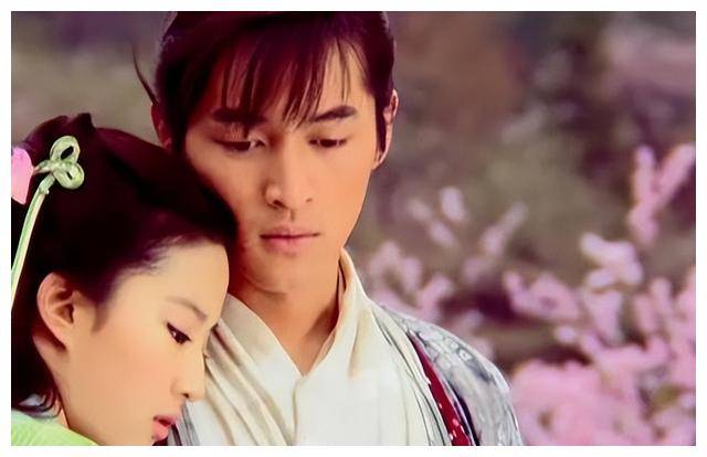 要知道原版那可是刘亦菲加胡歌,安以轩,彭于晏,刘品言等人构成的主演