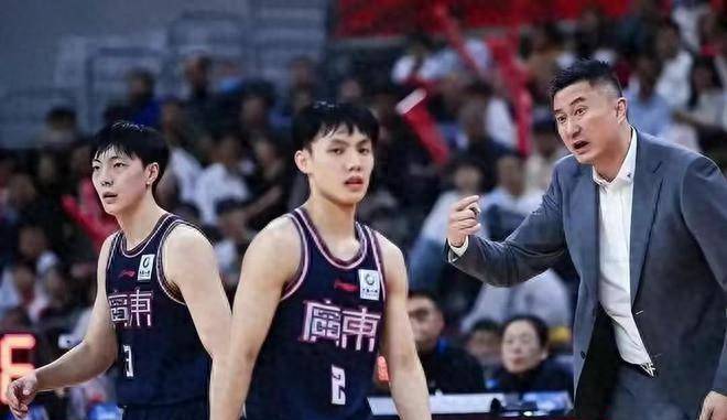 原创还剩1场广东队锁定联赛第4徐杰556分周琦495分胡明轩呢