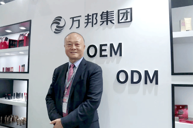 这位潮商是中国彩妆业的鼻祖开创了中国彩妆业的先河
