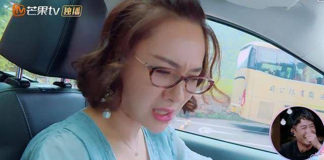 程莉莎被谢娜眼神嫌弃开车太菜差点酿成大祸应采儿笑着圆场