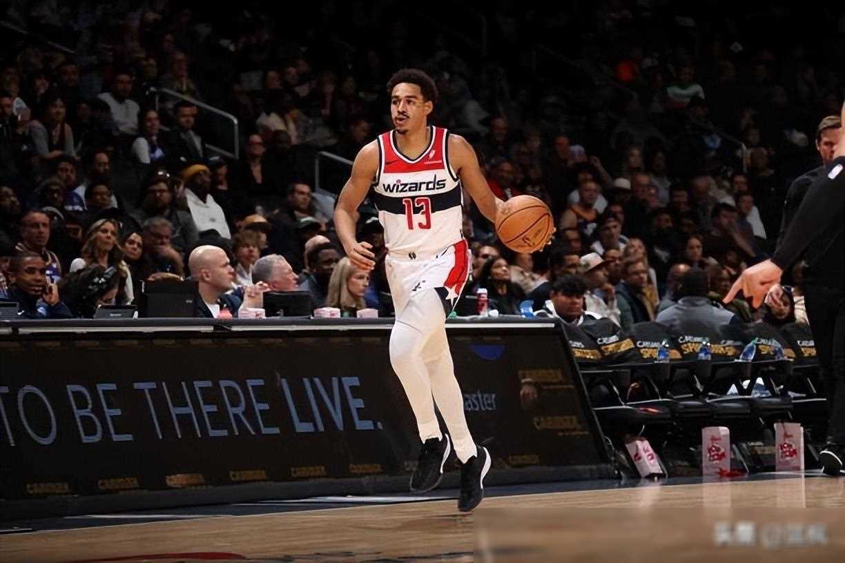 原创单挑浓眉勇士新星砍下29分5篮板展现库里精髓全场表现不俗