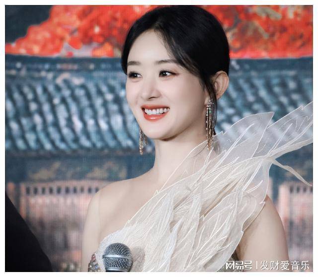 知名导演公开示爱赵丽颖爱你到无法自拔愿用女一号换你