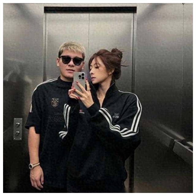 国羽女神李谣被嘲绿茶携男友韩景枫爆哭回应前任躺赢