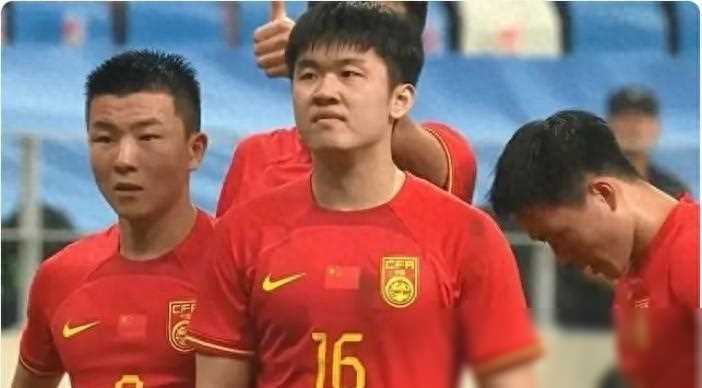 备战女足世界杯预选赛的过程中,中国女足国家队面临着巨大的压力和