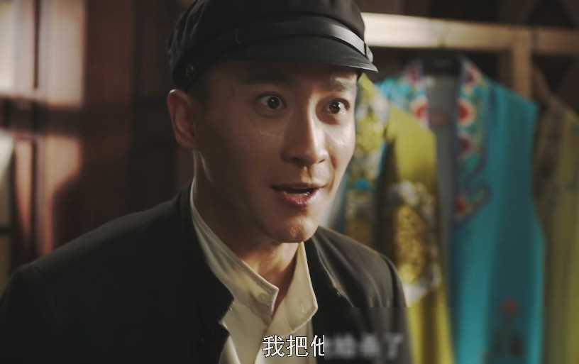 到底是谁在救了黎青?又是谁将郑笑男转移了位置?这一切都是谁的目的?