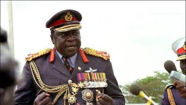 非洲总统拥有无数女人却爱上英国女王提出一个要求让女王脸红