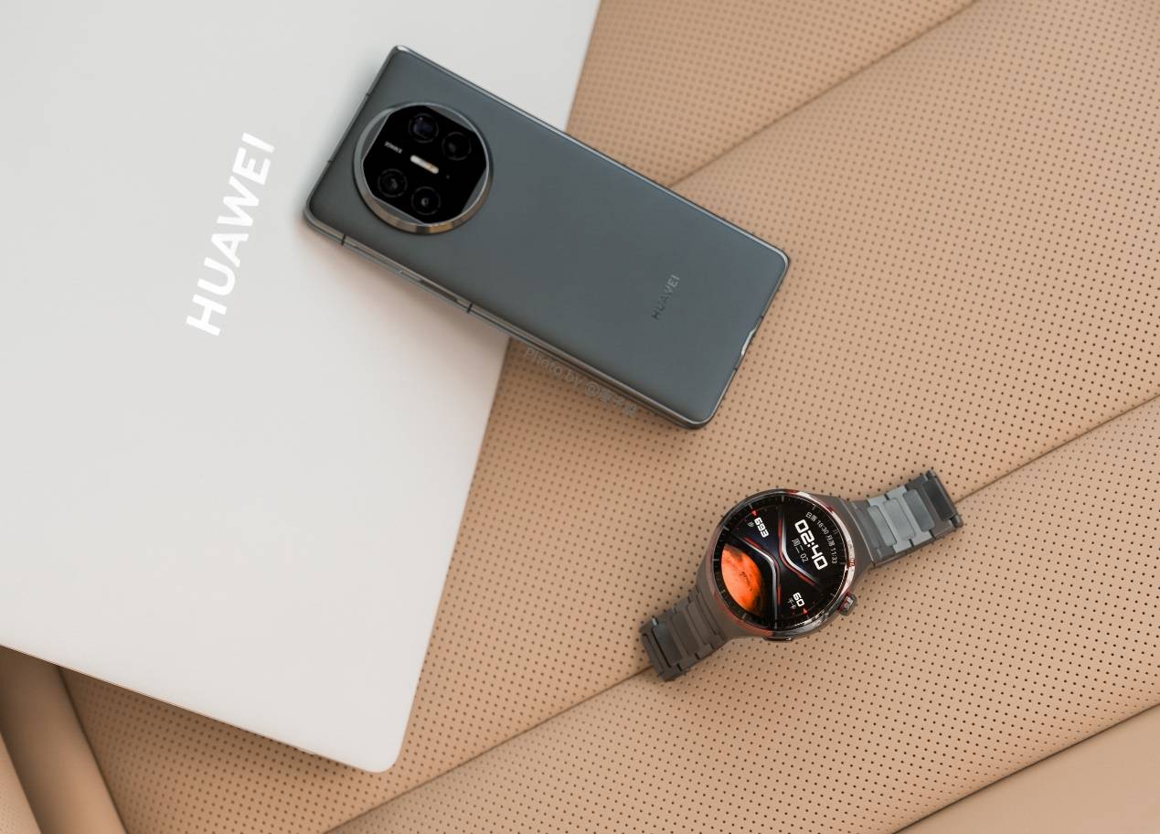 华为watch 4 pro 太空探索上线!