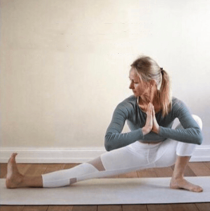 肝不好未老先倒春季疏肝排毒这8个的瑜伽体式一定要多练