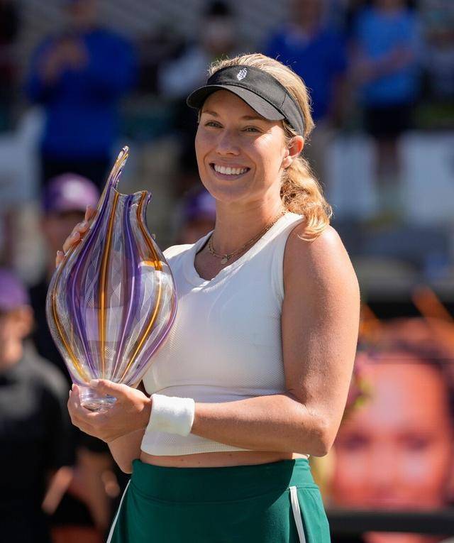 科林斯连胜12场,横扫4号种子封王!查尔斯顿赛冠军战报