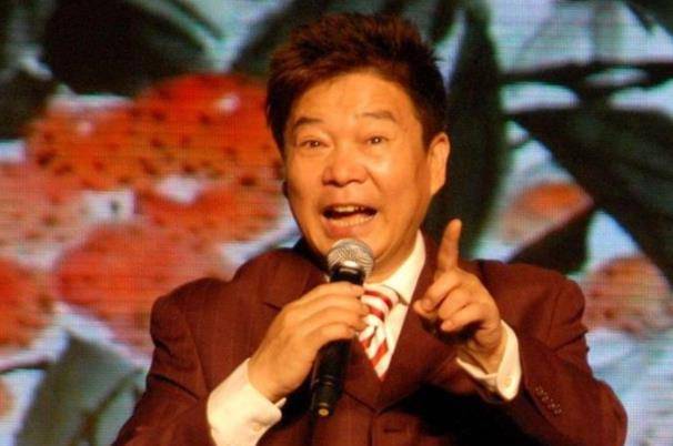 原创靠奇志大兵出名走红后踢开师傅因一句黄家狗自毁前程