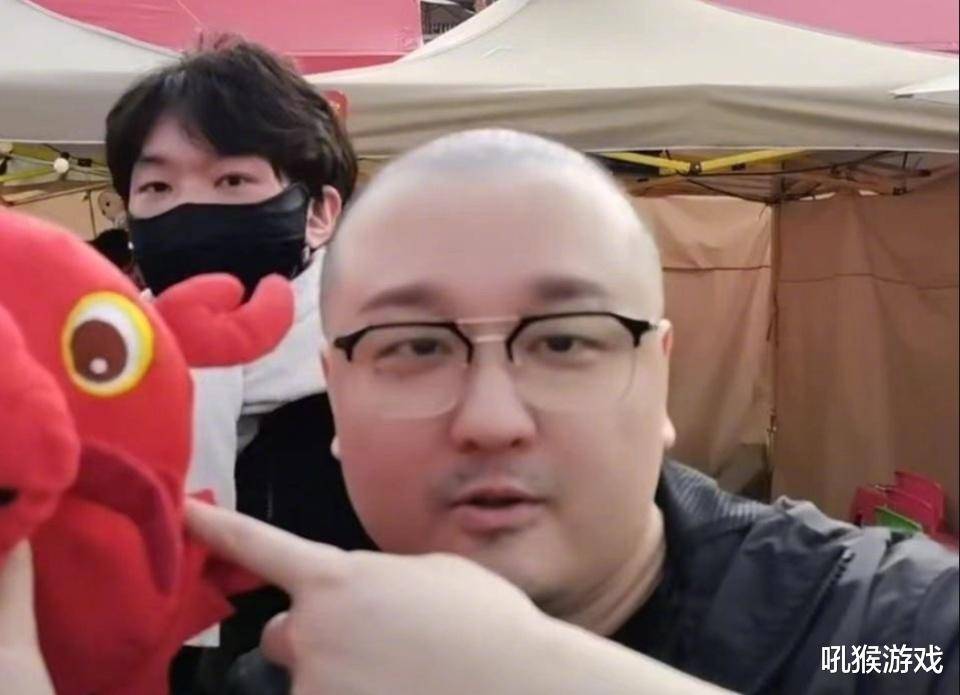 doinb复播人气爆棚!孙亚龙被爆进icu?本人回应:玛雅大部分没好话_观众