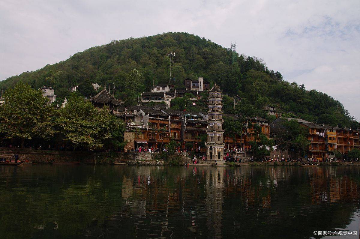 想去张家界苗寨呆一天需要准备多少钱那里有什么历史文化详细行程