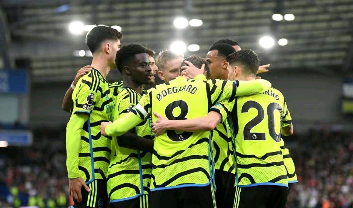 原创三强争霸红军落马抢四大战热刺当先腾哈格演玄术波切蒂诺摆烂