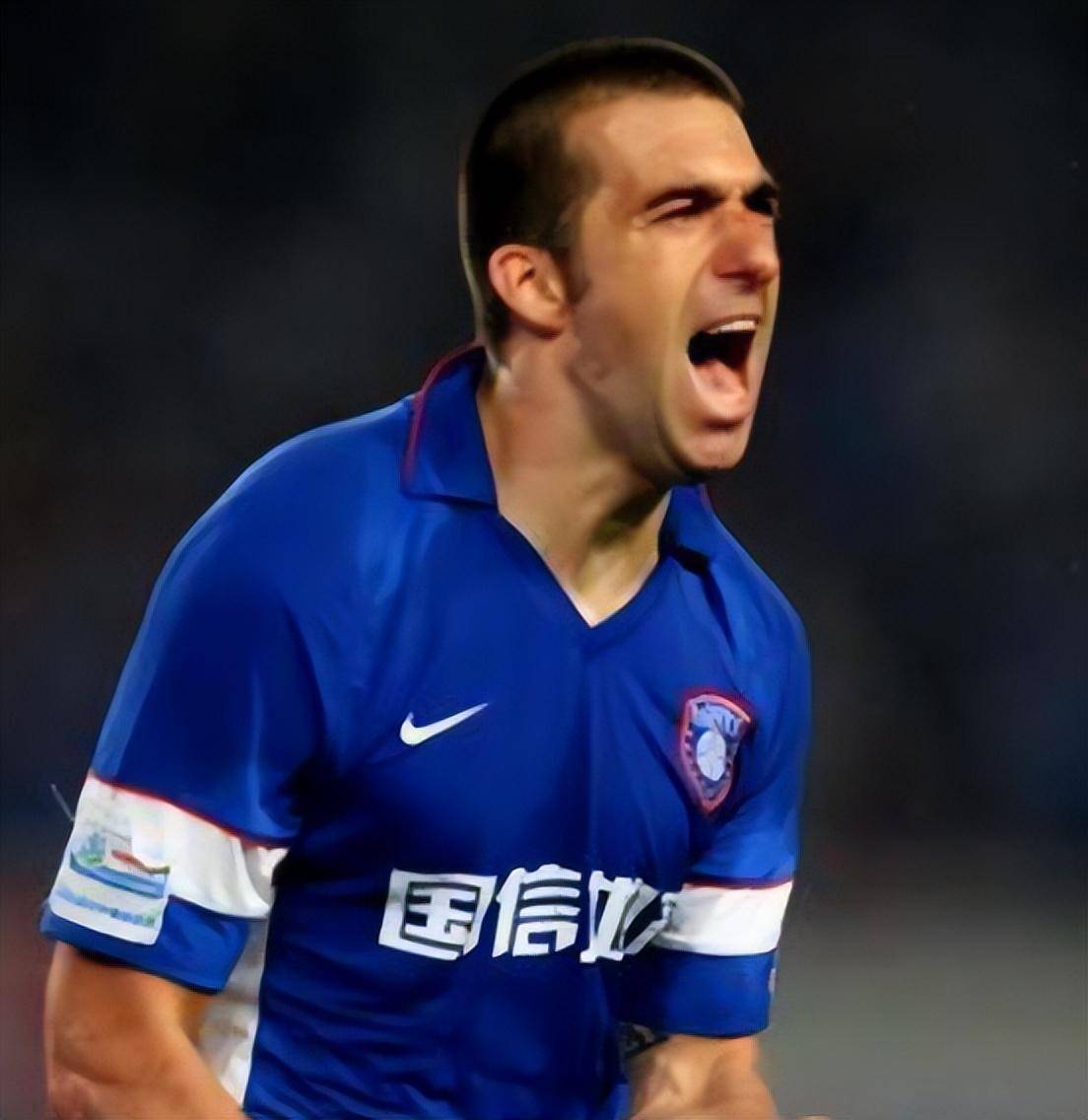 原创真相大白中超金靴外援收了李铁50万美元诈伤第二天偷偷离境