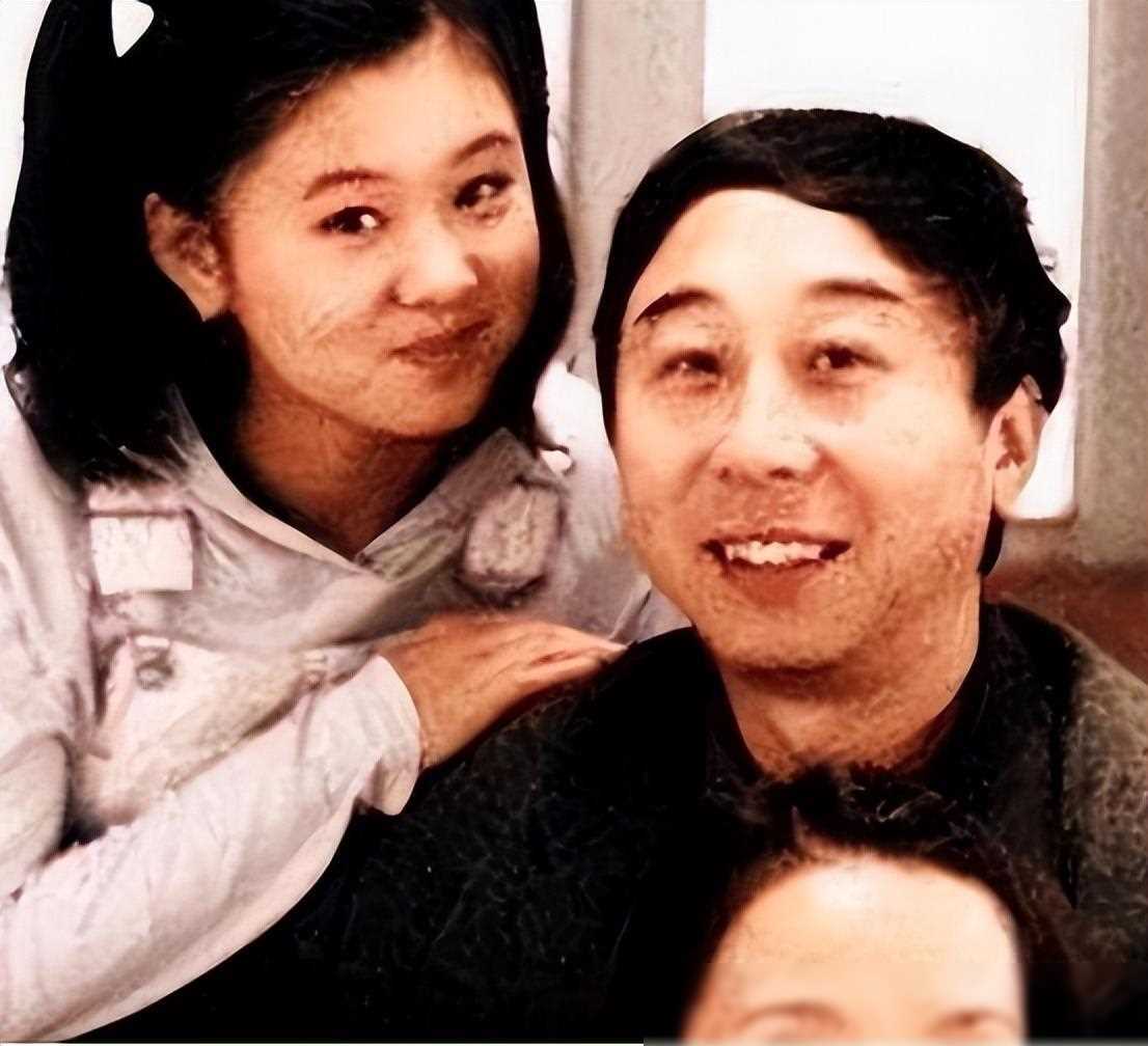 冯巩之女鲜有吻戏年近40仍似少女_李小萌_观众_外貌