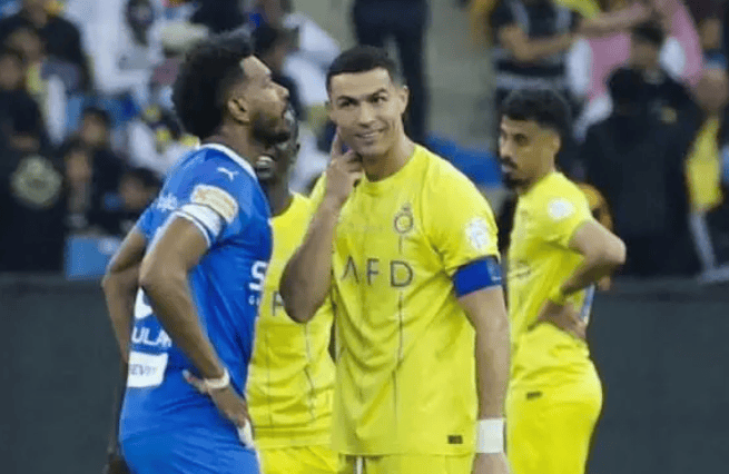 原创排队给c罗道歉肘击后卫假摔演戏劣迹斑斑世界杯曾顶牛梅西