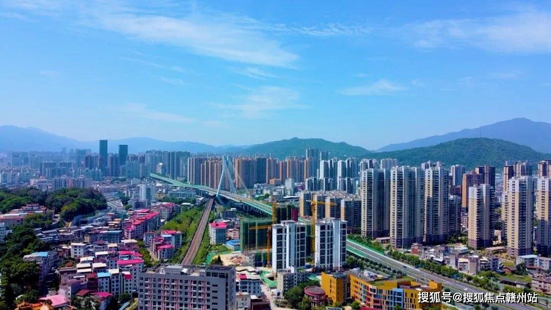 龙岩大桥实景图内中山路商圈,闽西交易城商圈,万宝商圈,建发上郡商圈