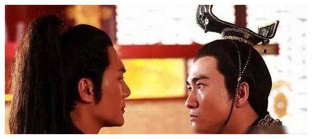 相恋6年再看翟天临境遇早已走上和辛芷蕾截然不同的道路