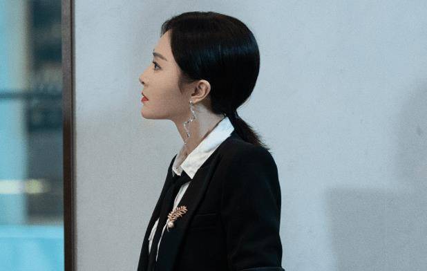 从富察皇后到莫向晚秦岚演技得到观众认可实现角色转型