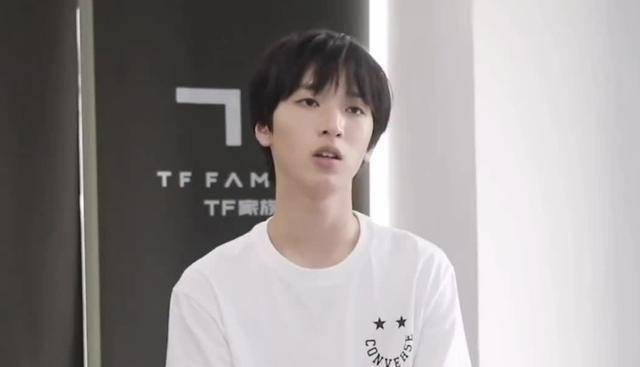原创从邢菲被陌生男子尾随看内娱私生现状简直触目惊心