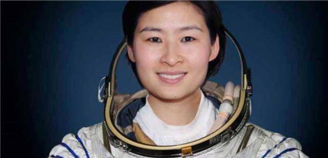 原创首位女航天员刘洋女性不应该只是一个花瓶