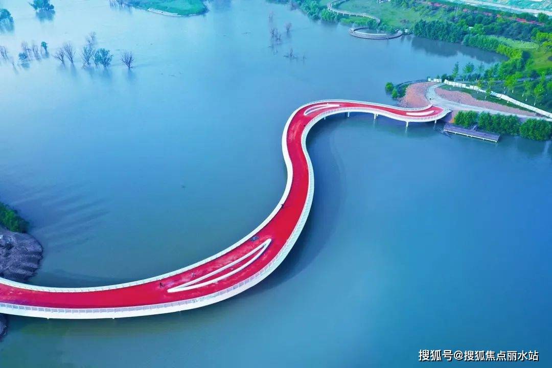 浐灞广运潭漫水桥  图源网络诚然,生在世博园里的世园润府,拥有太多