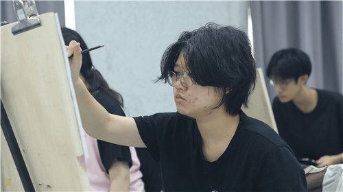 北京哪家画室好成功轨迹与清美屹立助力艺考生圆梦名校