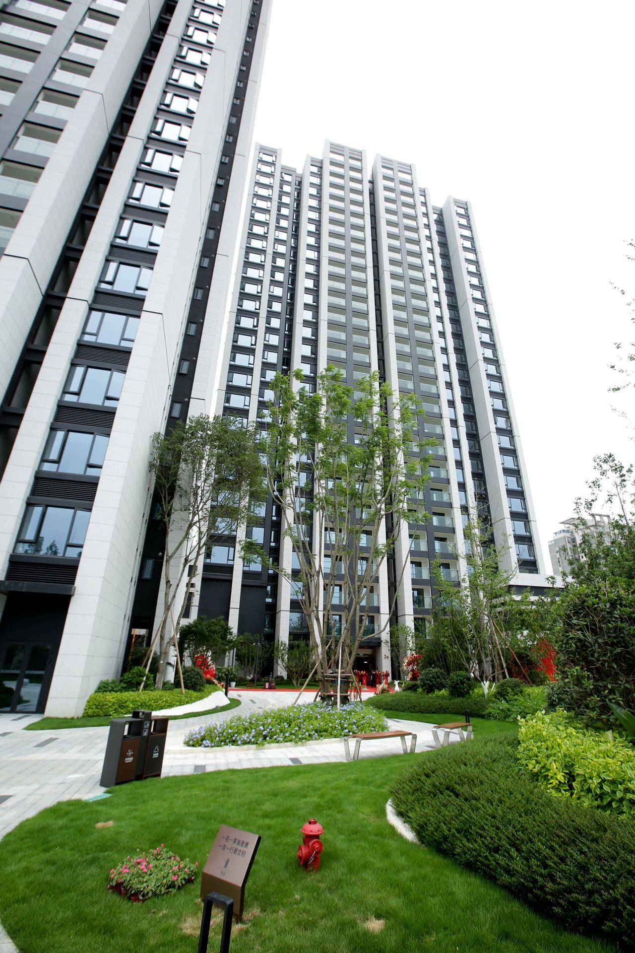 【五一特价房】尊邸_楼盘介绍_在售户型_最新优惠_售楼电话