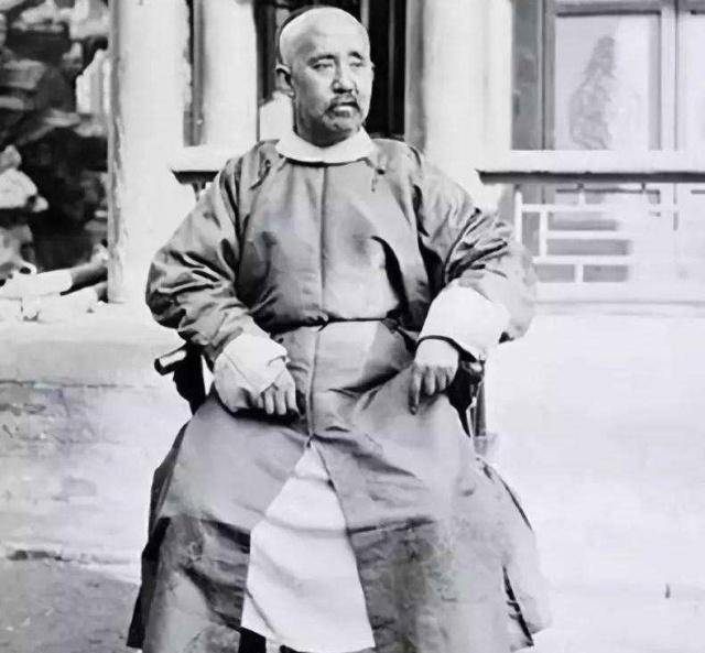 原创少年因斩杀清朝名将过上好日子却因为数年之后一时语失丧命