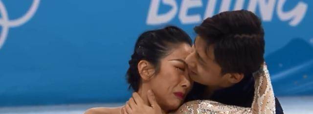 "庞清表示,"祝贺花样滑冰队,祝贺韩聪隋文静.