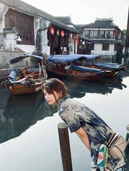 跟团去苏杭旅游一般要多少钱去西湖玩五天人均消费