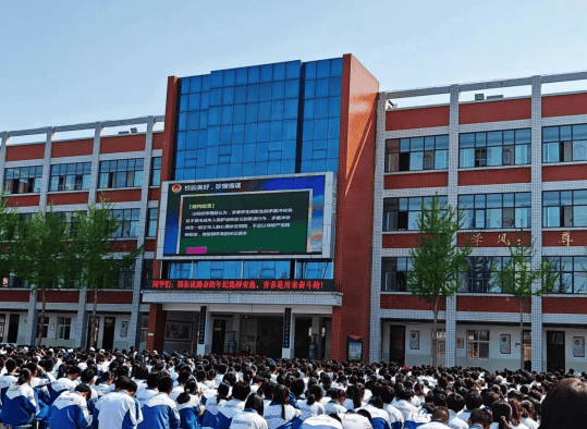 筑梦青春与法同行濮阳市油田第五中学开展法治教育讲座