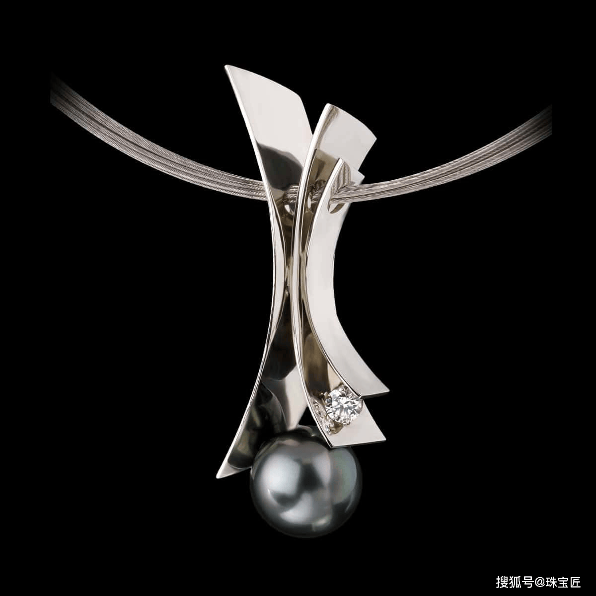 原创出道18年年产最高20件顶尖大奖拿个遍天才珠宝人adamneeley