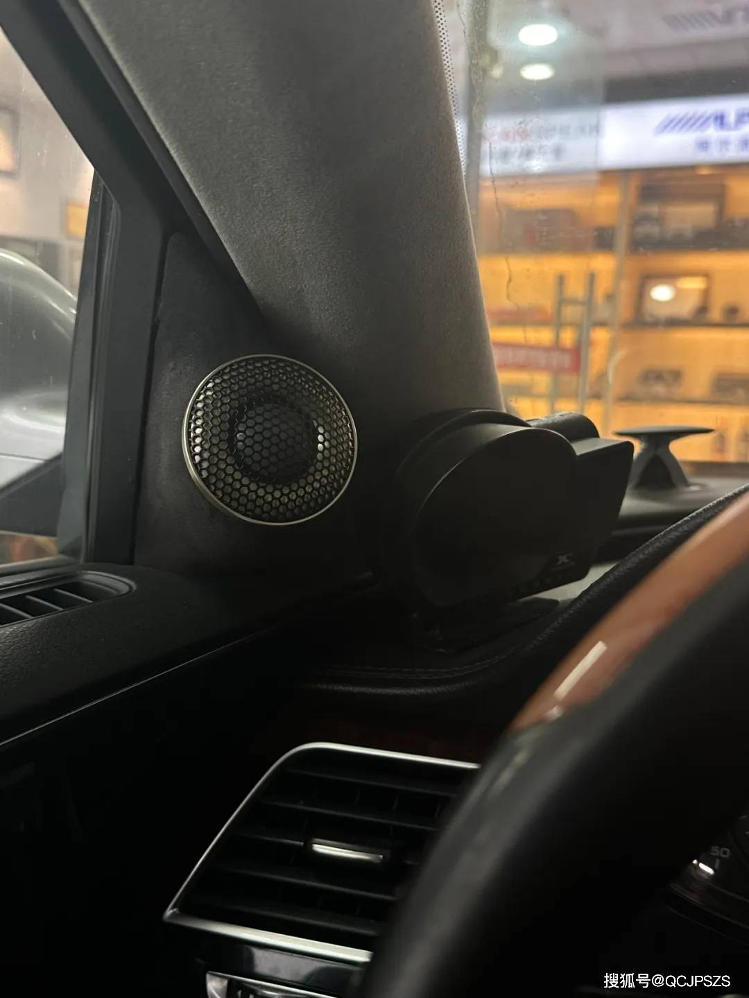 低调而不失韵味,奥迪a8尽显尊贵,品味不凡_搜狐汽车_搜狐网
