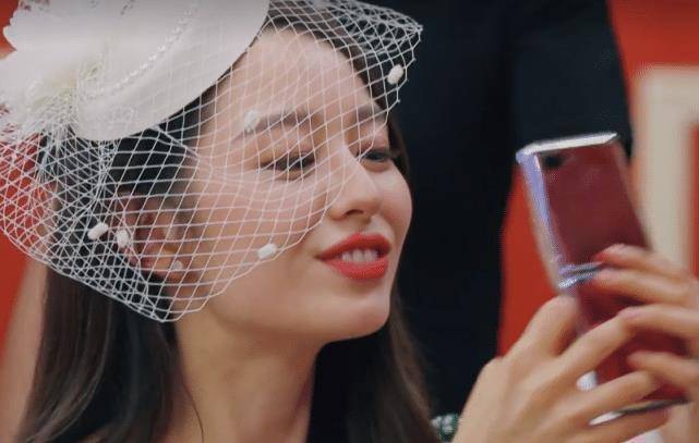 原创吉娜给郎朗视频庆生脸上笑容藏不住听到她说啥这老婆真娶对了