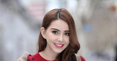 原创当天王嫂昆凌遇上教主夫人杨颖看到素颜照才知真假混血的差别