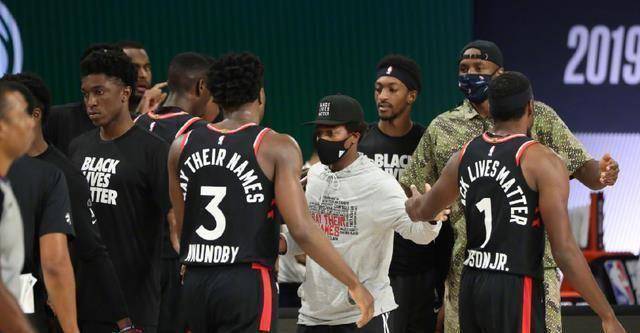 苏群预测这四队携手晋级_沃伦_热火_系列赛