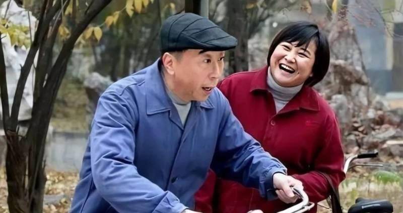 原创当红时抛下冯巩移居海外享清福的刘伟为何会成为阶下囚