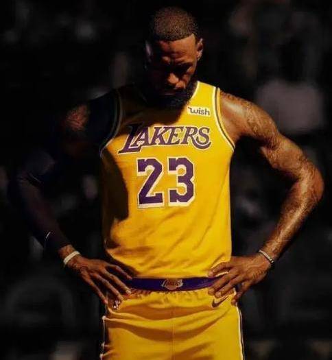 原创千百种情绪五名nba球星晚年悲惨无奈退役巡回赛他屡遭公开羞辱