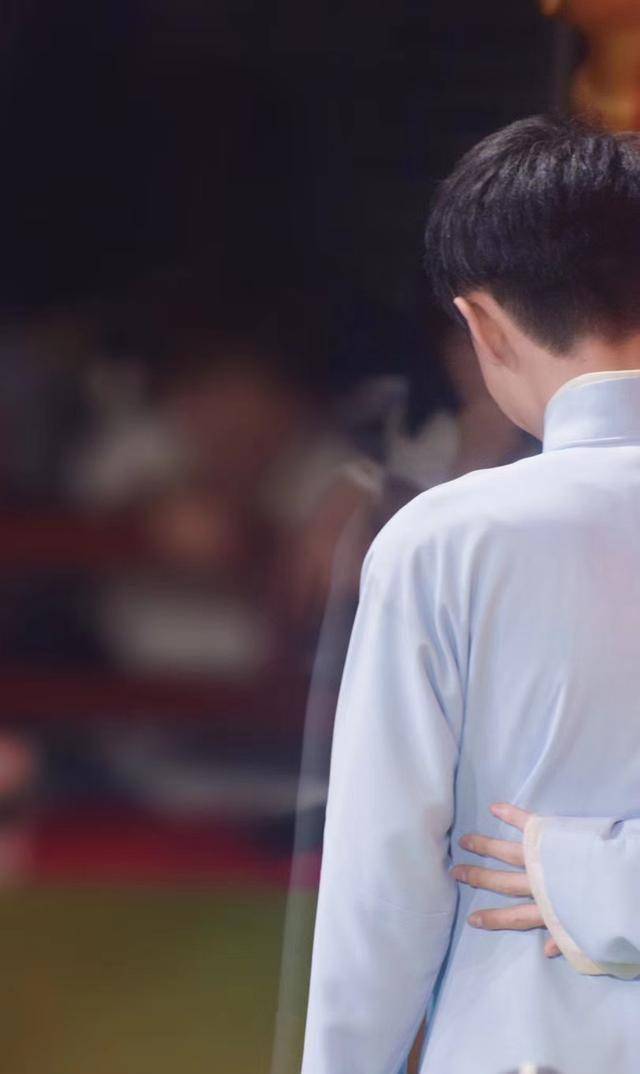 德云社热搜不断九龄小岳岳后郭德纲父子和老秦坐等师兄弟砸挂