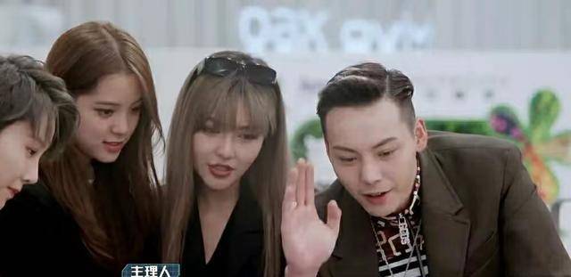 原创欧阳娜娜回应3年前叫陈伟霆爸爸称被误解可网友不买账