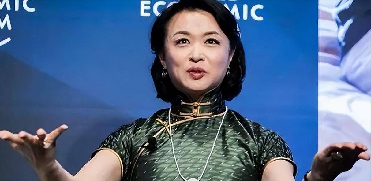 金星发文宣布和汉斯复婚公开昔日离婚原因鸽子蛋婚戒实力抢镜