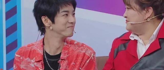 原创当华晨宇一口气喝掉道具水我意识到贾玲沈腾这类艺人多重要