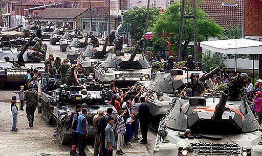 原创科索沃战争回顾无法忘记被轰炸的使馆缅怀牺牲的烈士