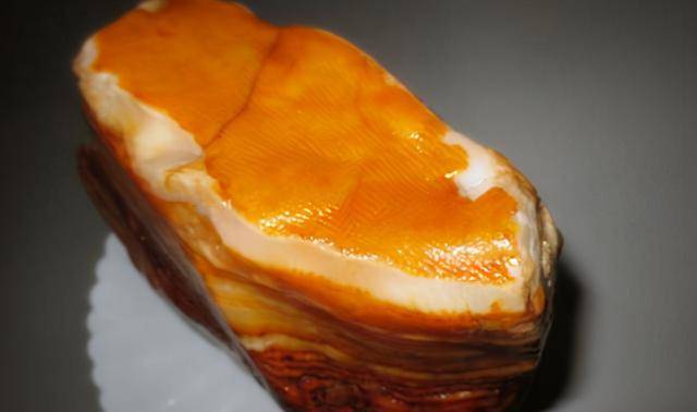 河南老农发现一米猪肉石栩栩如生拒10万收购后怎样了